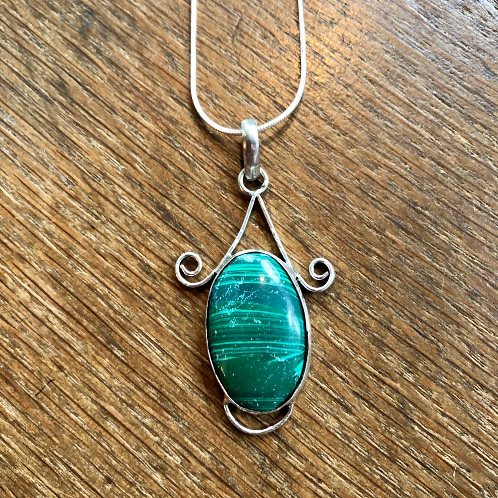 Handmade Green Malachite Gemstone Necklace Nwt